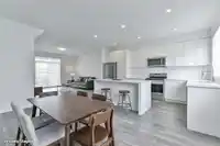 22 16337 15 AVENUE - thumbnail 2
