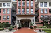 312 15168 33 AVENUE - thumbnail 1