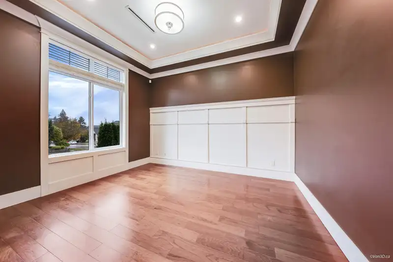 2798 161 STREET - photo 2 of 40