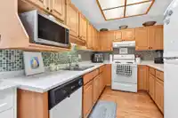 303 1500 MERKLIN STREET - thumbnail 11