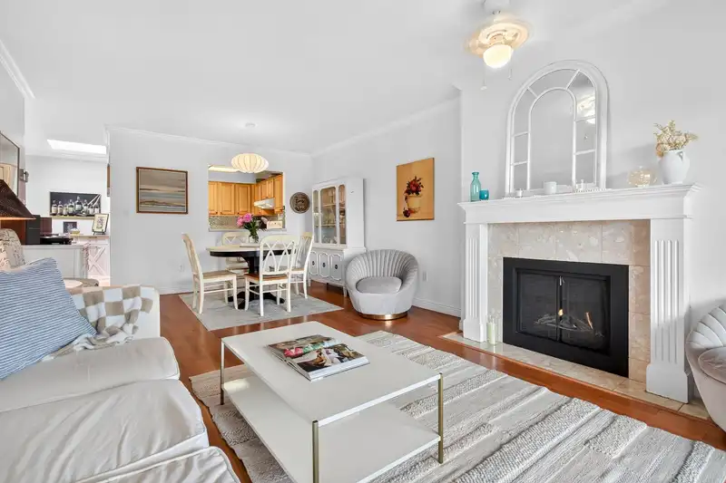 303 1500 MERKLIN STREET - photo 4 of 40