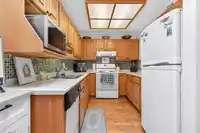 303 1500 MERKLIN STREET - thumbnail 10