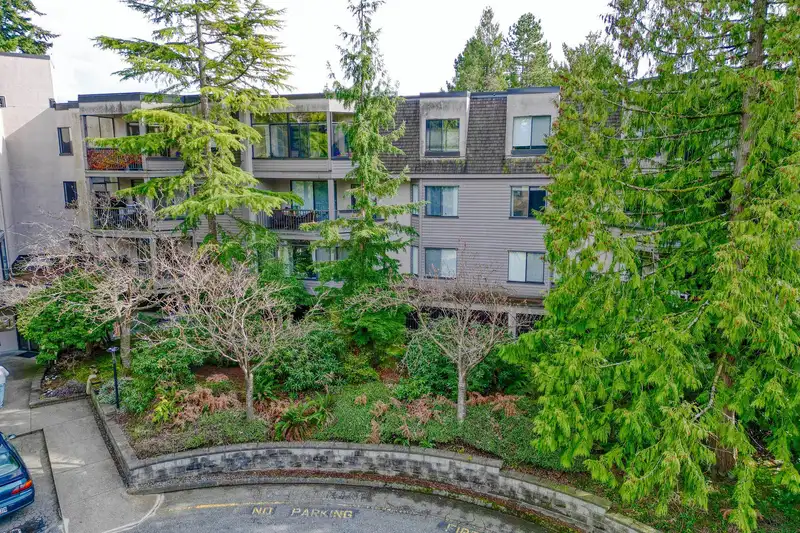 203 1740 SOUTHMERE CRESCENT - photo 1 of 38