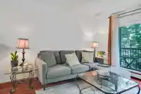203 1740 SOUTHMERE CRESCENT - thumbnail 3