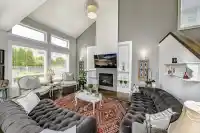 17330 0B AVENUE - thumbnail 4