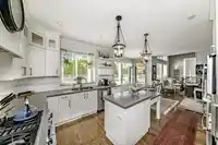 17330 0B AVENUE - thumbnail 10