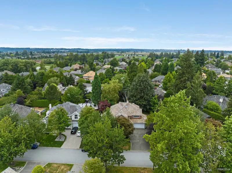 16038 MORGAN CREEK CRESCENT - photo 2 of 17
