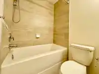 69 2678 KING GEORGE BOULEVARD - thumbnail 36