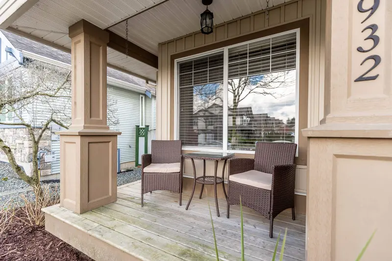 27932 BUFFER CRESCENT - photo 4 of 25