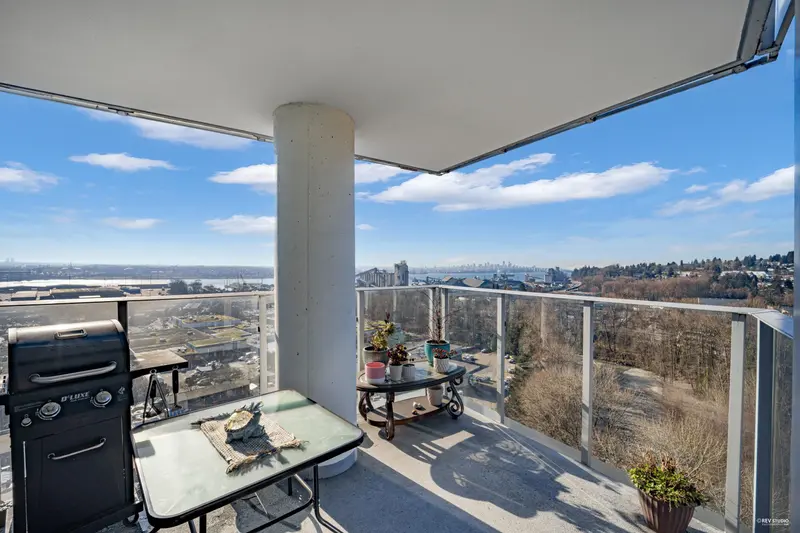 1906 1401 HUNTER STREET - photo 4 of 25