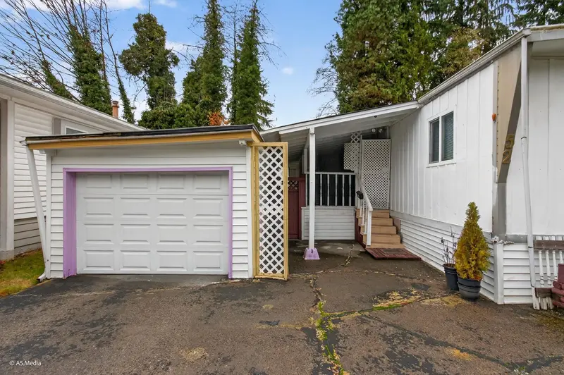 52 4200 DEWDNEY TRUNK ROAD - photo 4 of 22