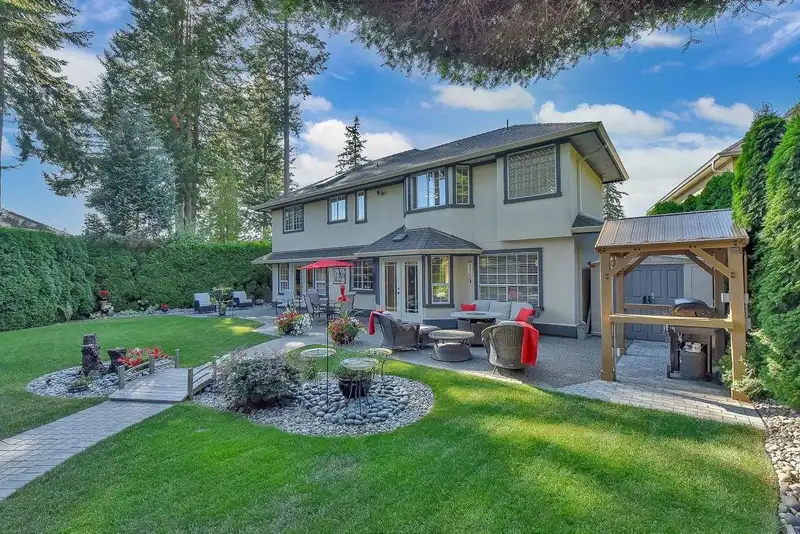 2316 140A STREET - photo 1 of 40