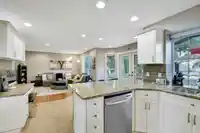 2316 140A STREET - thumbnail 9