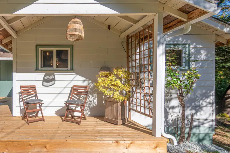 172B BURRILL ROAD - photo 4 of 25