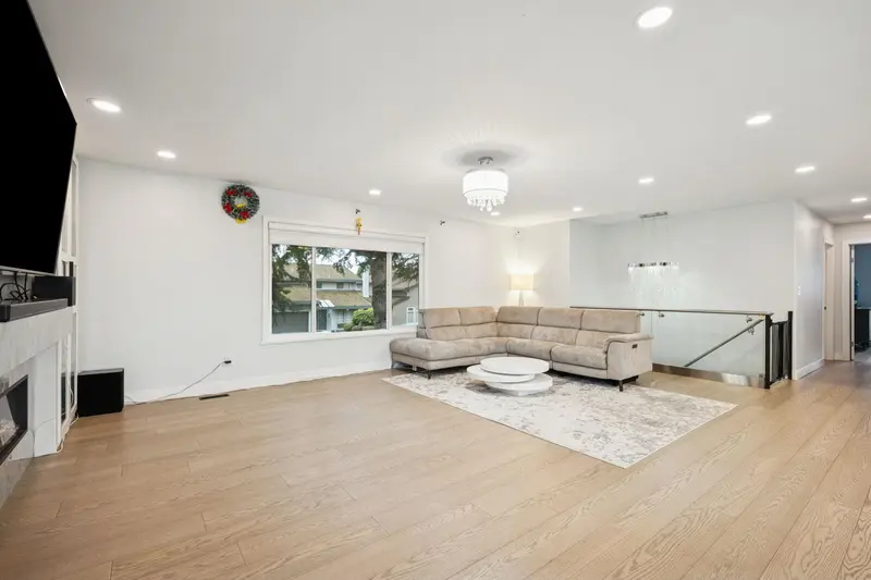 4811 LANCELOT DRIVE - photo 4 of 25