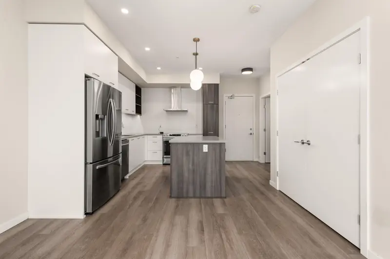 B407 20087 68 AVENUE - photo 4 of 25