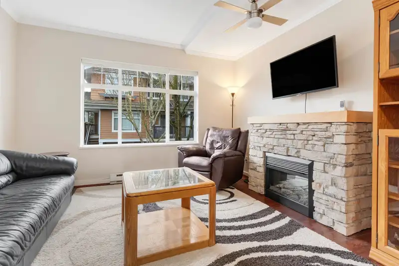 52 15233 34 AVENUE - photo 3 of 29