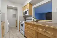 203 1410 BLACKWOOD STREET - thumbnail 5