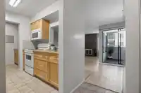 203 1410 BLACKWOOD STREET - thumbnail 8