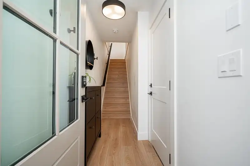 44 16467 23A AVENUE - photo 3 of 40