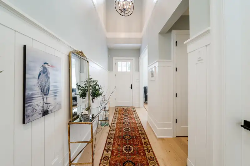 12765 15 AVENUE - photo 2 of 40