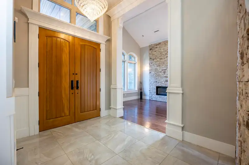 2309 154 STREET - photo 3 of 33