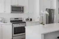 26 16337 15 AVENUE - thumbnail 6