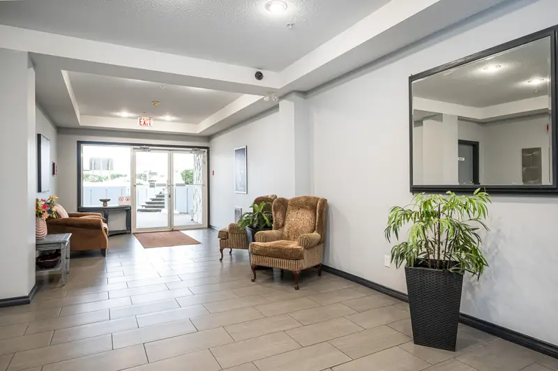 103 5776 200 STREET - photo 4 of 25