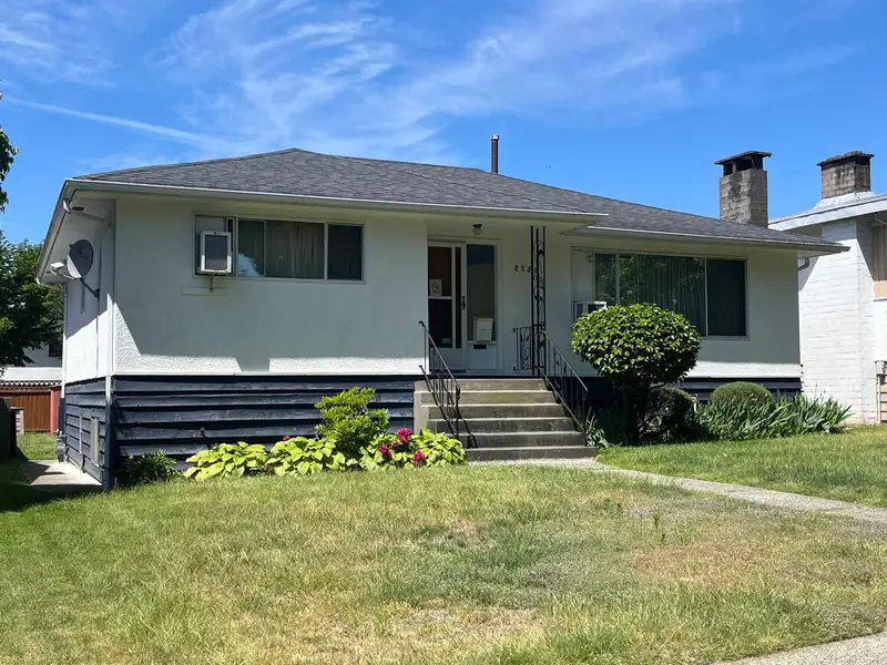 2750 ROSEMONT DRIVE - photo 1 of 25