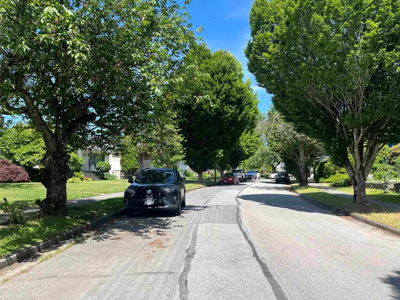 2750 ROSEMONT DRIVE - photo 2 of 25