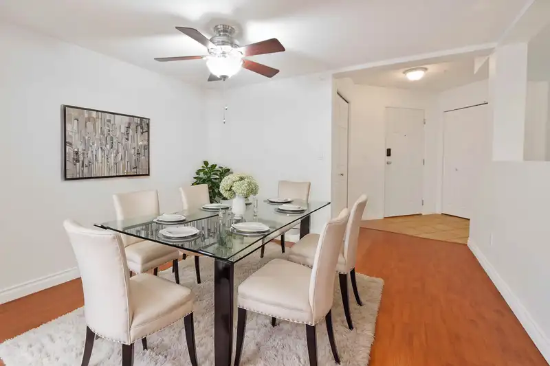 111 15185 22 AVENUE - photo 3 of 22