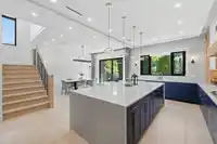 1946 143A STREET - thumbnail 9