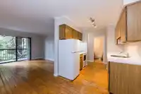 219 1442 BLACKWOOD STREET - thumbnail 14
