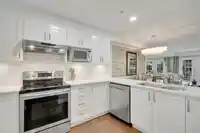 216 15621 MARINE DRIVE - thumbnail 17