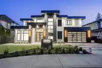 13528 14 AVENUE - thumbnail 1