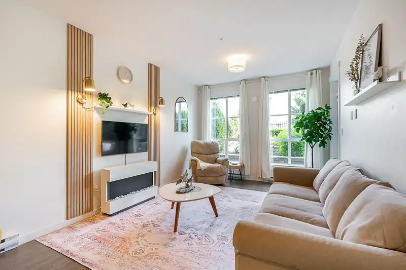 122 15138 34 AVENUE - photo 1 of 26