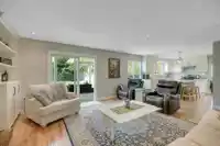 964 161A STREET - thumbnail 12