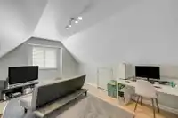 964 161A STREET - thumbnail 26