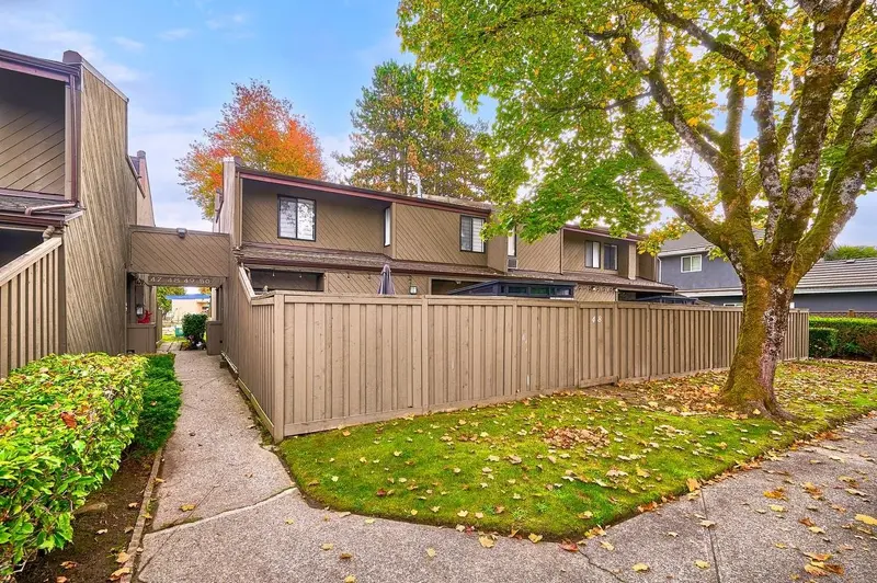 47 9460 GLENALLAN DRIVE - photo 1 of 25