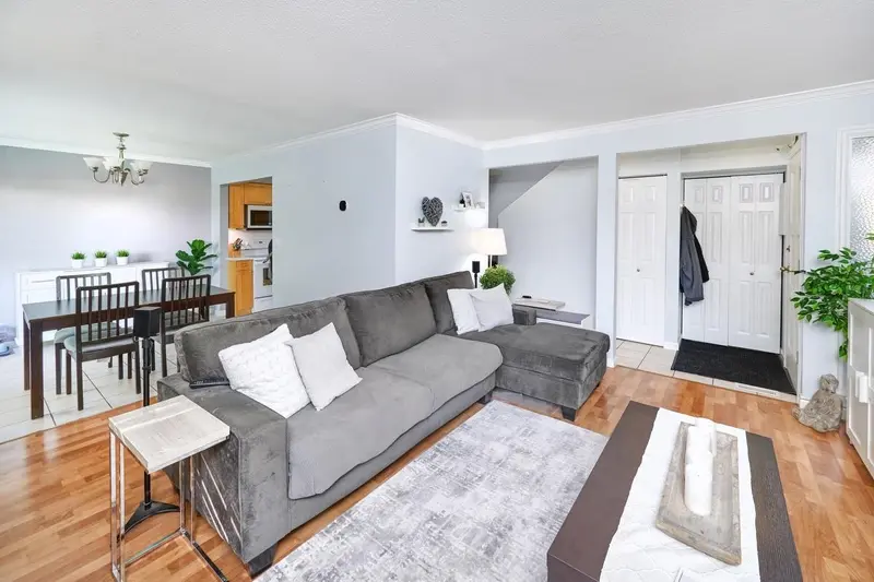 47 9460 GLENALLAN DRIVE - photo 3 of 25