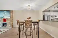 208 14950 THRIFT AVENUE - thumbnail 5