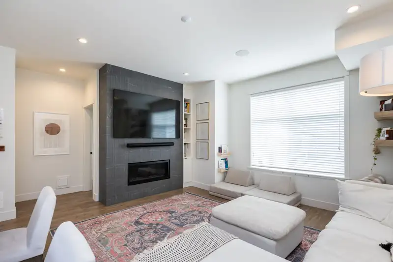 19 14541 WINTER CRESCENT - photo 3 of 40
