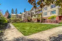109 2511 KING GEORGE BOULEVARD - thumbnail 24