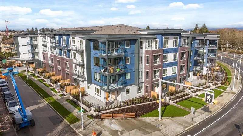 117 13777 75A AVENUE - photo 3 of 25