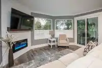 507 1350 VIDAL STREET - thumbnail 1