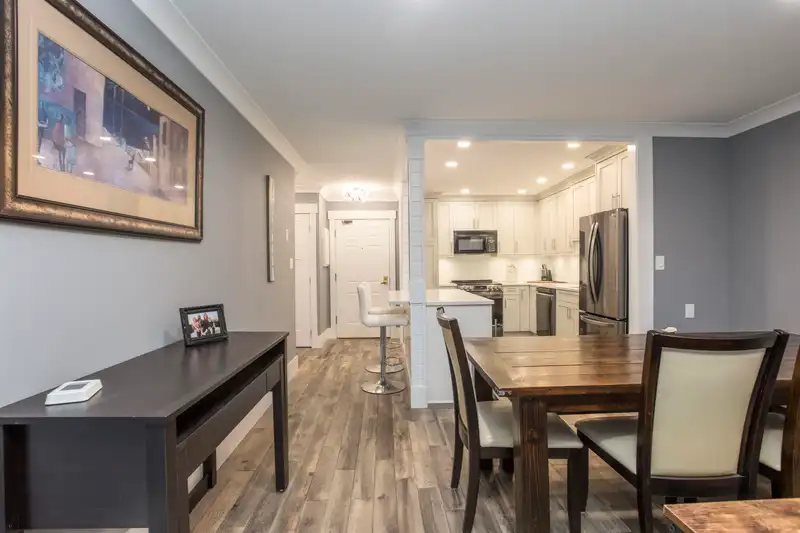 507 1350 VIDAL STREET - photo 4 of 34