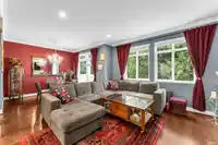 33 2925 KING GEORGE BOULEVARD - thumbnail 2