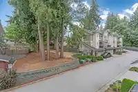 33 2925 KING GEORGE BOULEVARD - thumbnail 21