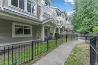 33 2925 KING GEORGE BOULEVARD - thumbnail 23