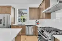 16477 21 AVENUE - thumbnail 14